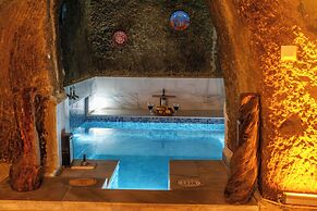 Belenus Cave Hotel