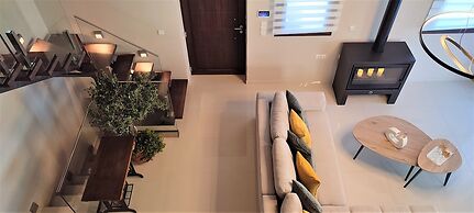 Villa ArGia with private pool & sea view