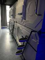 Zhuhai Dreamers Capsule Hotel