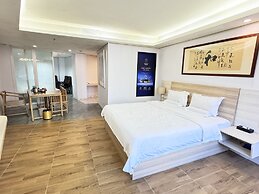 Zhuhai Dreamers Capsule Hotel