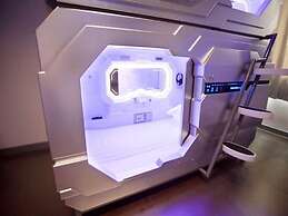 Zhuhai Dreamers Capsule Hotel
