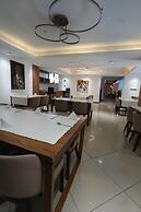 Mazeki Addis Boutique Hotel