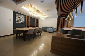 Mazeki Addis Boutique Hotel