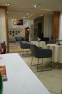 Mazeki Addis Boutique Hotel