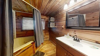 Pop's Perch 2 Bedroom Cabin by RedAwning