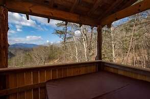 Pop's Perch 2 Bedroom Cabin by RedAwning