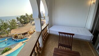 Lux Suites Eden Seafront Apartments