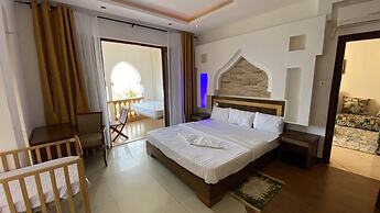 Lux Suites Eden Seafront Apartments