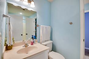 Pet-friendly Amarillo Home: 5 Mi to Downtown!