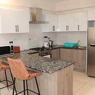 Lux Suites Silverstone  Apartments