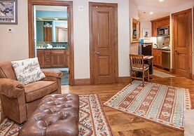 Mccoy Peak Lodge #107 1 Bedroom Condo by RedAwning