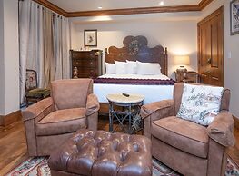 Mccoy Peak Lodge #107 1 Bedroom Condo by RedAwning