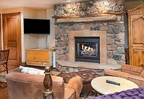 Mccoy Peak Lodge #107 1 Bedroom Condo by RedAwning