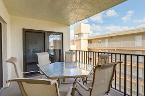 Sandy Shores Condo Across From Johns Pass!