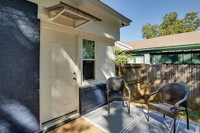 Walkable Tyler House w/ Deck: 1/2 Mi to Downtown!