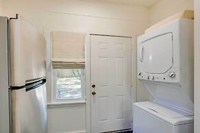 Walkable Tyler House w/ Deck: 1/2 Mi to Downtown!