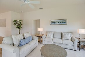 Community Pool & Tennis Court: Gem in The Villages