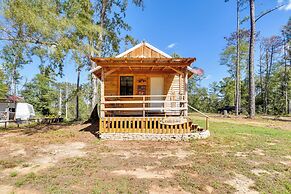 Quaint Abbeville Cabin Studio w/ Gas Grill!