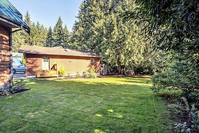 Pet-friendly Kent Vacation Rental, Walk to Lake!