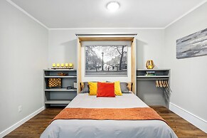 Pet-friendly Kent Vacation Rental, Walk to Lake!