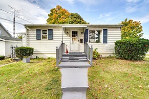 Ludington Vacation Rental - Walk to Lake Michigan!