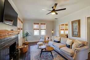 Walk to Dtwn: 'tyler Tudor' w/ Backyard