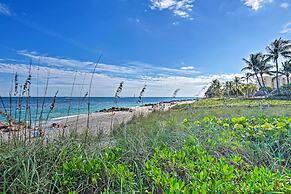 Walk to Ocean: Chic Deerfield Beach Cottage!