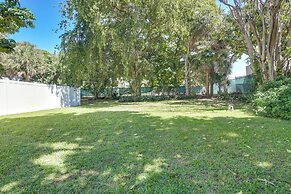 Walk to Ocean: Chic Deerfield Beach Cottage!