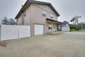 Crescent City Home w/ Hot Tub: Half-block to Beach