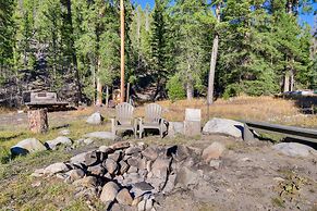 Philipsburg Log Cabin - Direct Bike Park Access!