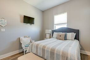 Galveston Home w/ Outdoor Shower: Steps to Beach!