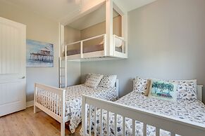 Galveston Home w/ Outdoor Shower: Steps to Beach!