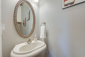 Galveston Home w/ Outdoor Shower: Steps to Beach!