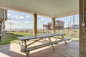 Galveston Home w/ Outdoor Shower: Steps to Beach!