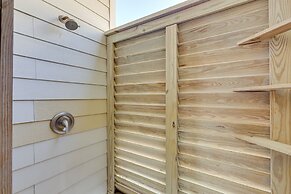 Galveston Home w/ Outdoor Shower: Steps to Beach!