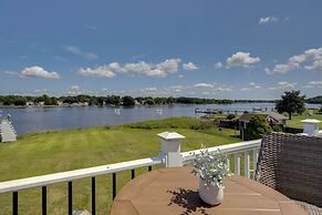 Waterfront Barrington Estate With Hot Tub!