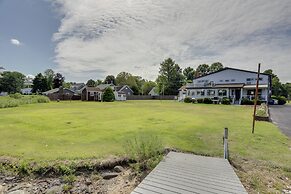 Waterfront Barrington Estate With Hot Tub!