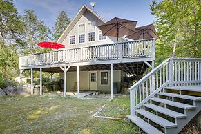 Frye Island Family Cabin With Lake & Beach Access!