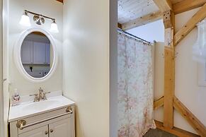 Frye Island Family Cabin With Lake & Beach Access!