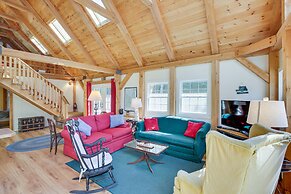 Frye Island Family Cabin With Lake & Beach Access!