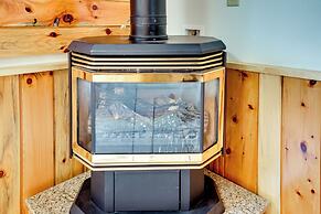 Boat Dock & Fire Pit: Lakefront Monico Home!