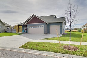 9 Mi to Downtown: Bozeman Vacation Home w/ Hot Tub