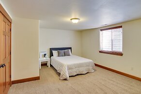 9 Mi to Downtown: Bozeman Vacation Home w/ Hot Tub