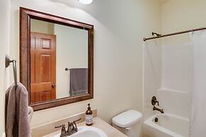 9 Mi to Downtown: Bozeman Vacation Home w/ Hot Tub