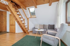 Highlander Nedzy Kubinca by Renters