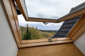 Highlander Nedzy Kubinca by Renters