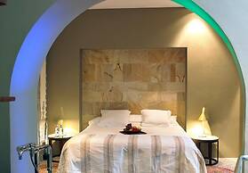 The Giri Residence Hotel & Spa