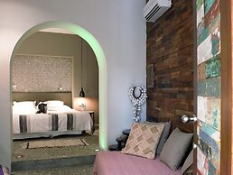 The Giri Residence Hotel & Spa