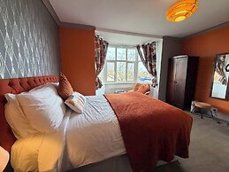 Captain Howey Hotel