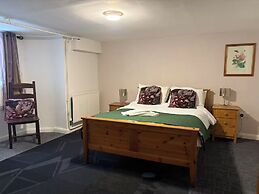 Captain Howey Hotel